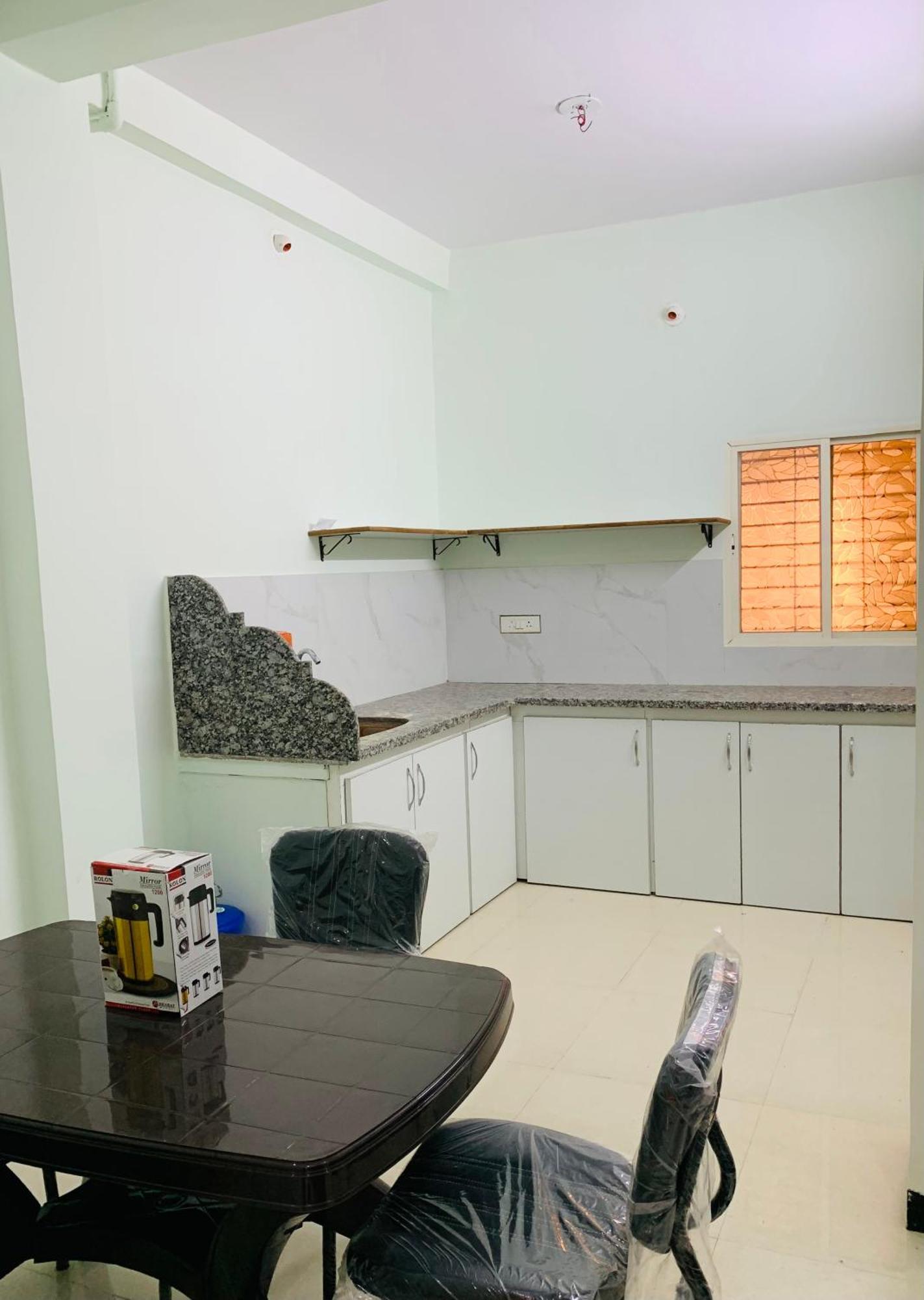 Manjushree Guest House Ujjain Zewnętrze zdjęcie